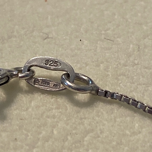 Sterling Silver Diamond Cross Box Chain Bracelet - Picture 8 of 8